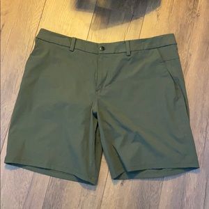 Men’s Lululemon Commission Shorts
